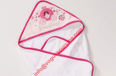 baby-hooded-towel-printed-voguesourcing