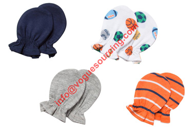 baby-mittens-set-voguesourcing